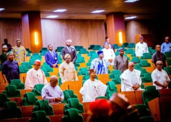 Five PDP Reps, One LP Member Defect to APC