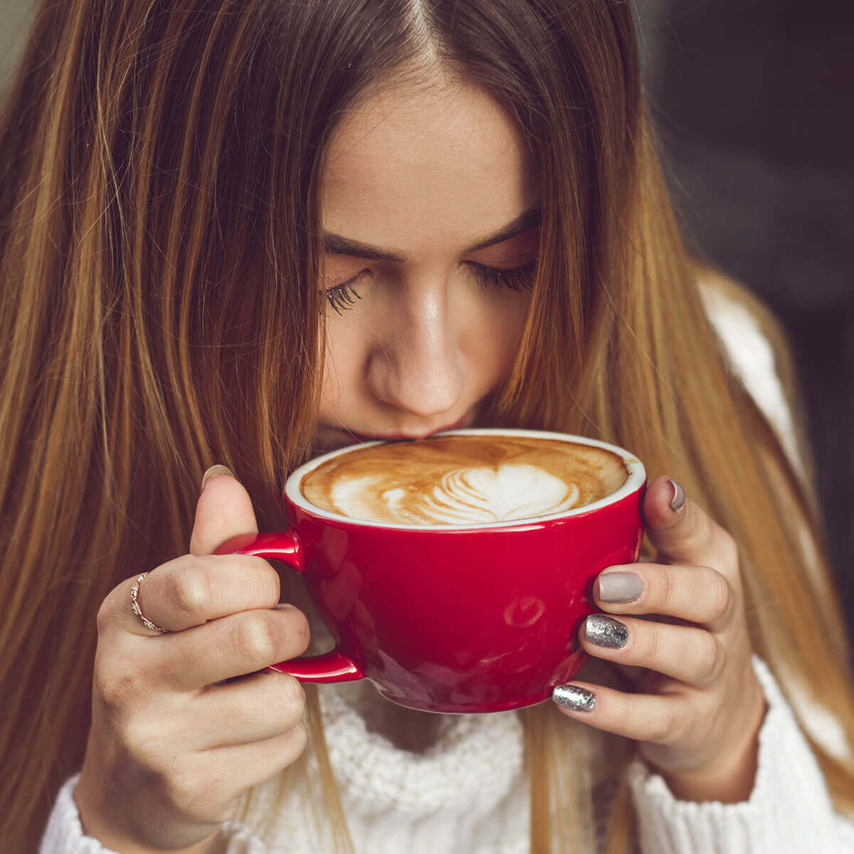 does coffee help deduce stress hormone levels?
