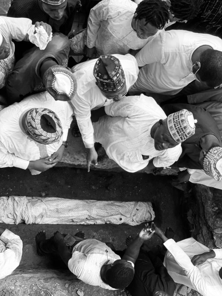 [video/photo news] moments late comic actor, baba suwe laid to rest, as nollywood actors, actresses pay last respect