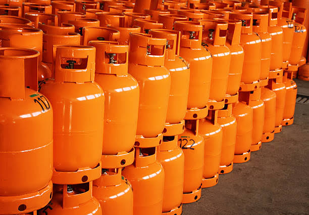 fed govt plans injection of 10m gas cylinders in 12 states, says osinbajo