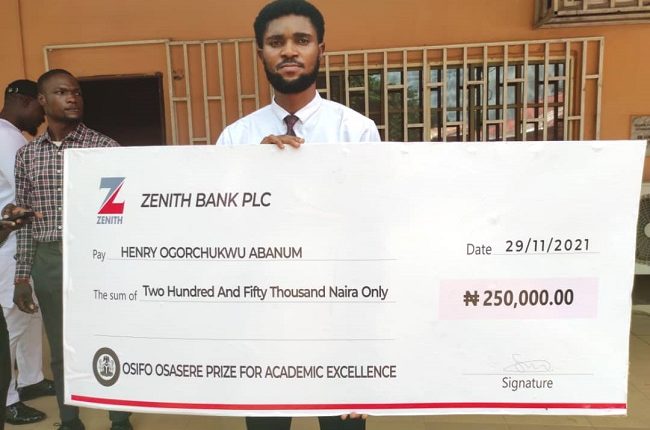 uniben honours overall best graduating student with n250,000
