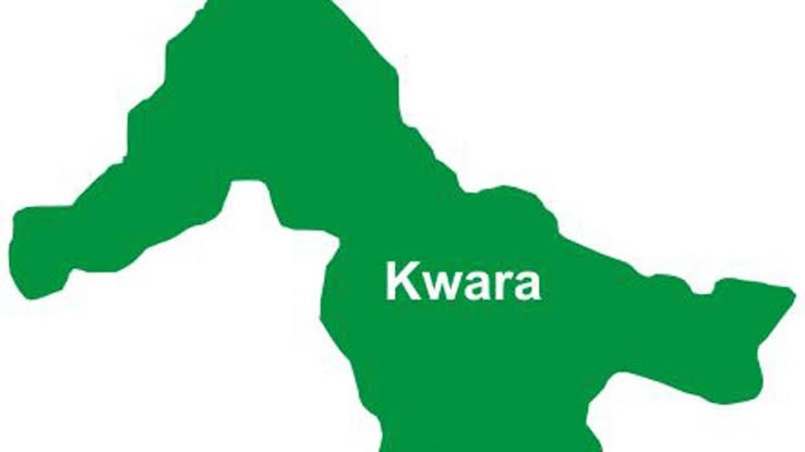 drama as policemen beat up governor’s aide in kwara during broad daylight